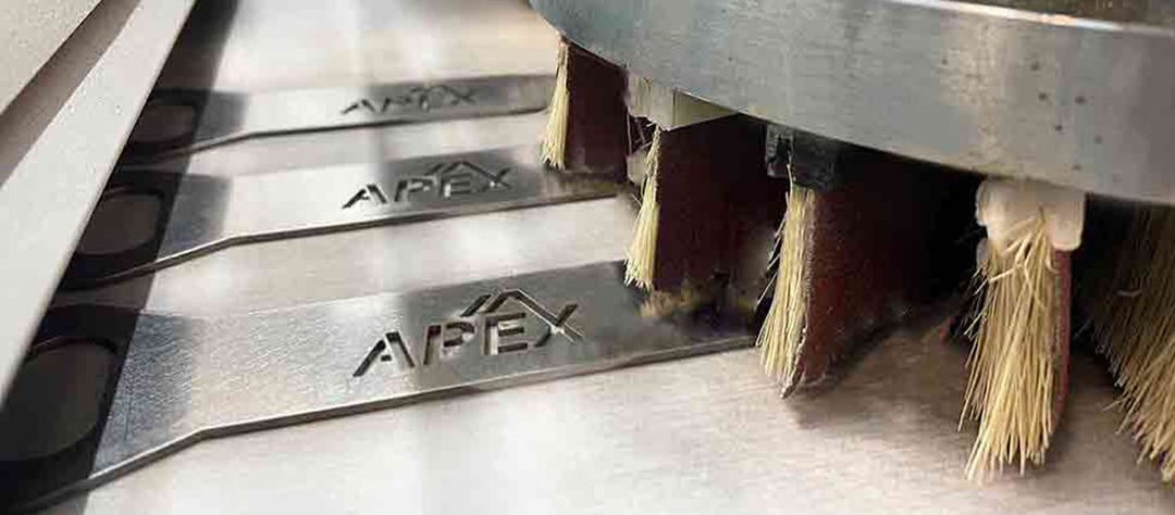 Cómo elegir los abrasivos adecuados para sus piezas de metal – APEX 